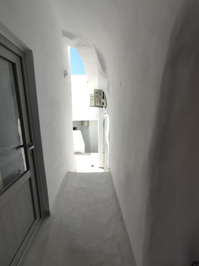 Thira Economy Rooms Fira  Exterior foto