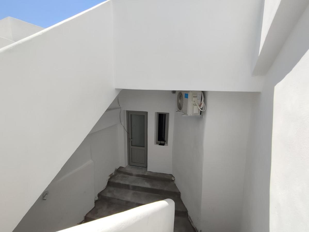 Thira Economy Rooms Fira  Exterior foto